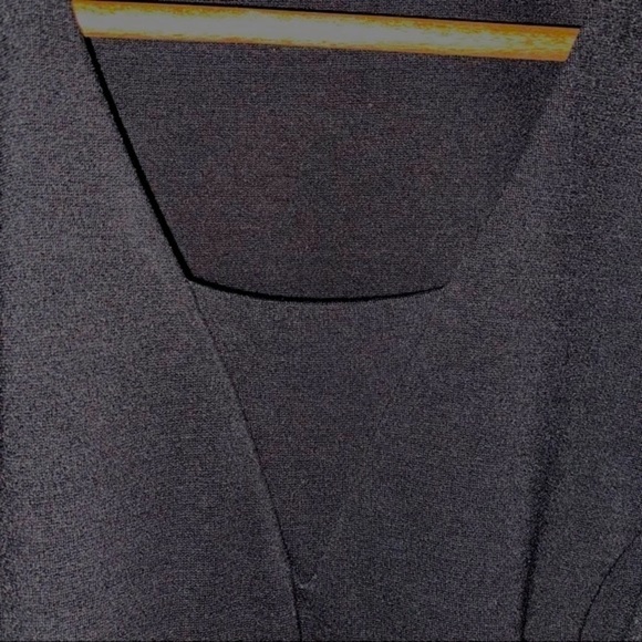 Isaac MIZRAH NYC LBD. Classic fit and flare black dress. - Picture 6 of 10